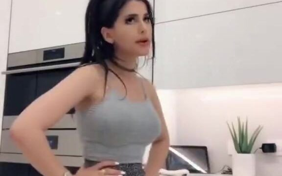 Sssniperwolf So Beauty Hot Video Tiktok!!!