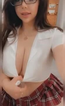 MomoKun!!! Schoolgirl outfit new video tease