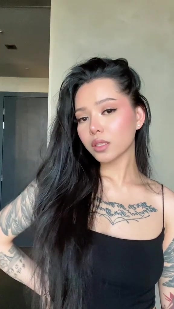 Bella Poarch so beauty – New video OLF leakd