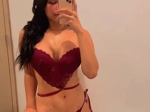 Jessica Orozco – Nude show in bathroom…