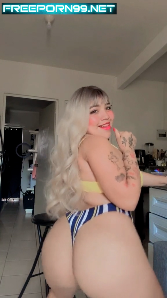 Dulce Viri nude show big booty erotic