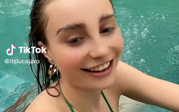 Lucajaro nude show tits sexy at the pool
