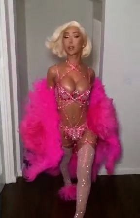 Nikita Dragun nud ehsow boobs so hot !!!