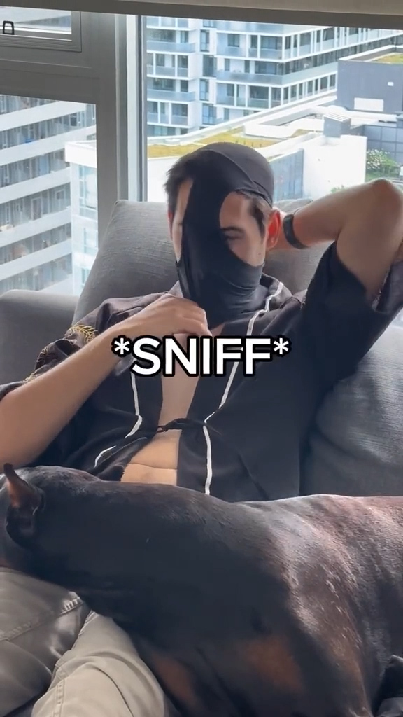 Aroomi Kim onlyfans leaked – Her underwear becomes BF mask